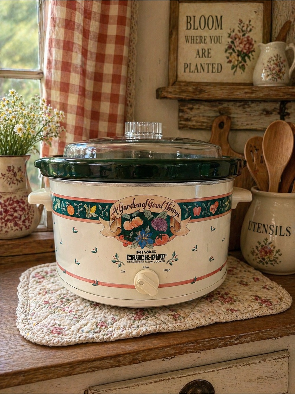 Vintage Rival Crock-Pot “A Garden of Good Things” Slow Cooker